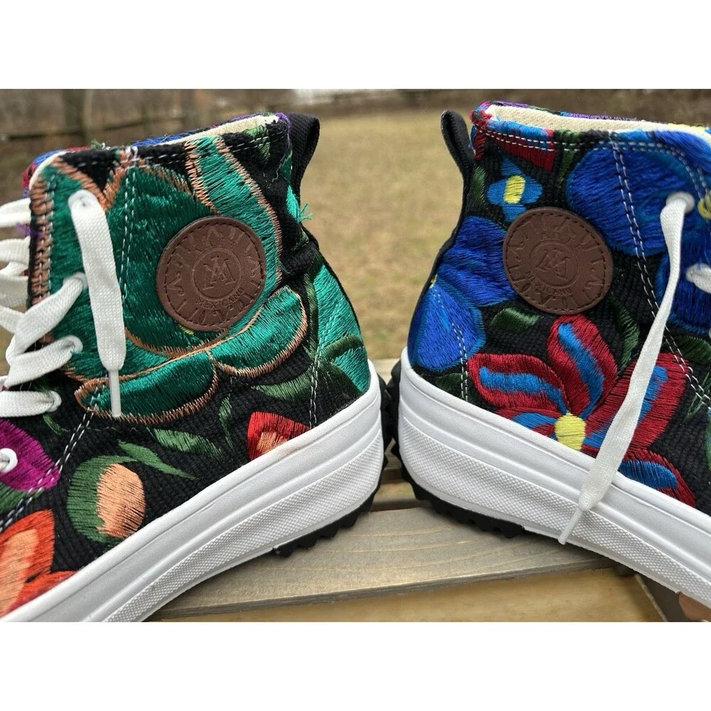 Mexican Artisanal Embroidered Flower high top sneakers size 27 Fits like a US 9